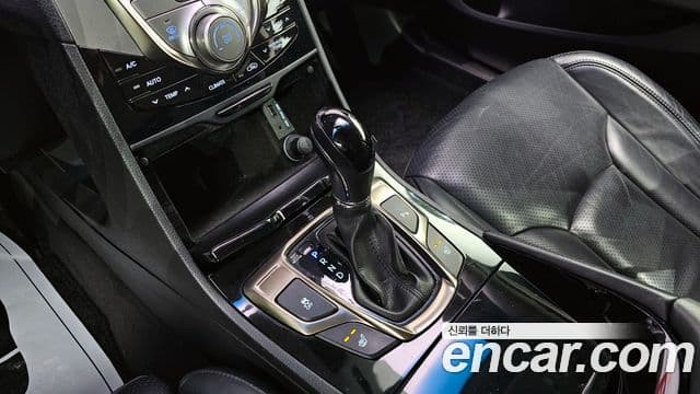 Hyundai Grandeur HG Luxury, 2012 9