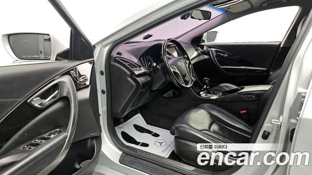 Hyundai Grandeur HG Luxury, 2012 10