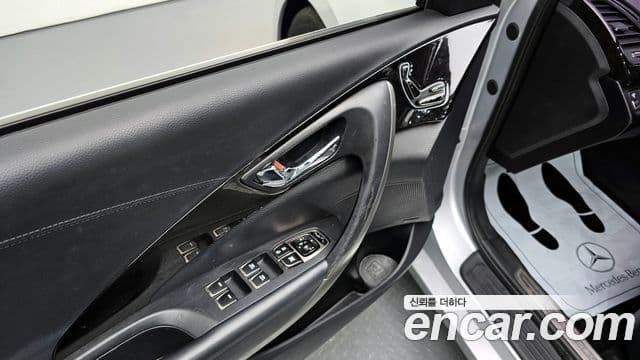 Hyundai Grandeur HG Luxury, 2012 13