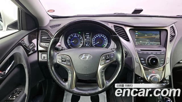Hyundai Grandeur HG Luxury, 2012 15
