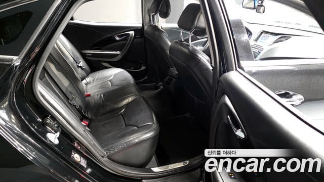 Hyundai Grandeur HG Modern, 2015 12