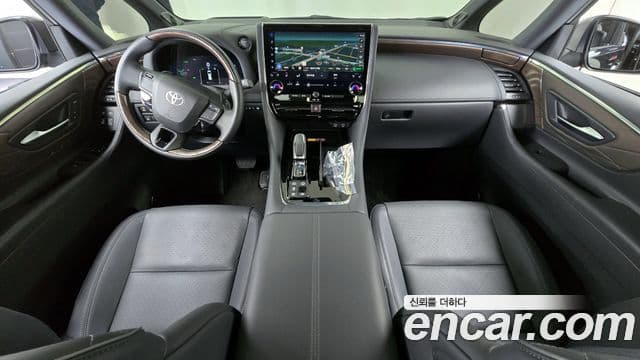 Toyota Alphard 4세대 2.5 HEV Executive AWD, 2025 7