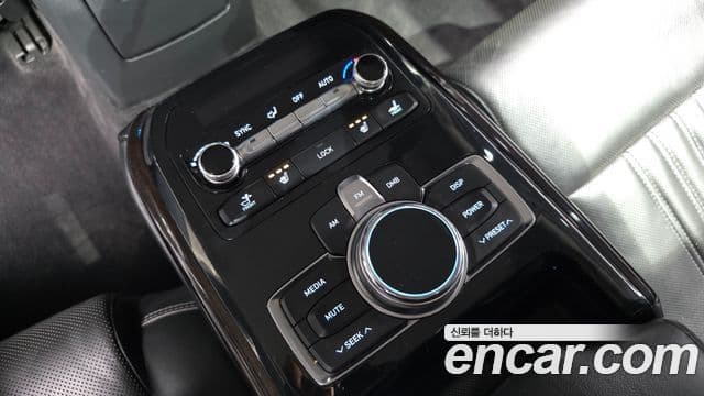 Genesis EQ900 Luxury, 2016 19