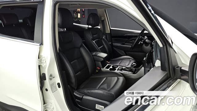 KG모빌리티(SsangYong) Beautiful Korando Plus, 2021 10