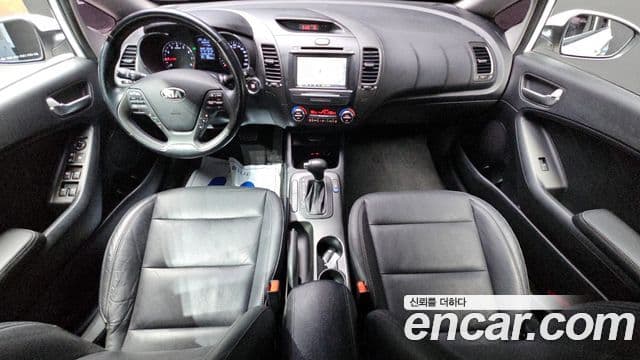 Kia K3 Trendy, 2015 7