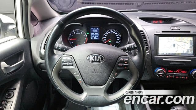 Kia K3 Trendy, 2015 15