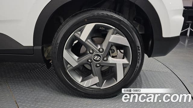 Hyundai Venue 1.6 Flux, 2023 все фото