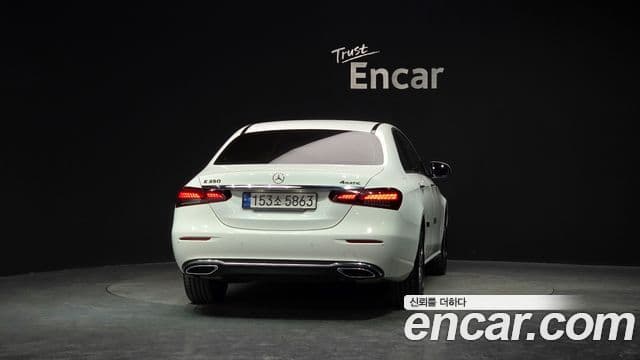 Mercedes-Benz E-класс W213 Avantgarde, 2022 4