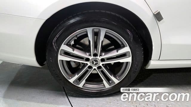 Mercedes-Benz E-класс W213 Avantgarde, 2022 все фото