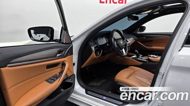 BMW 5시리즈 (G30) 520d xDrive M Sport Plus, 2017 11