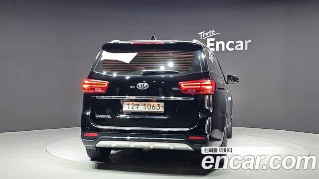 Kia The / новый New Carnival Special, 2019 4