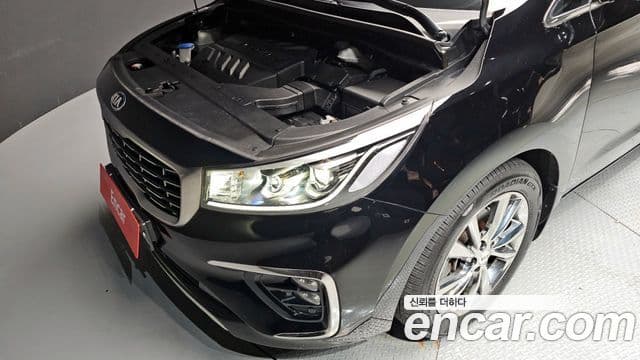 Kia The / новый New Carnival Special, 2019 6