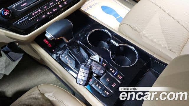 Kia The / новый New Carnival Special, 2019 9