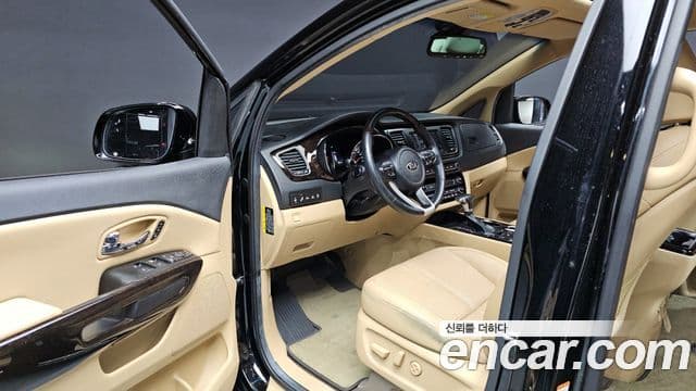 Kia The / новый New Carnival Special, 2019 10