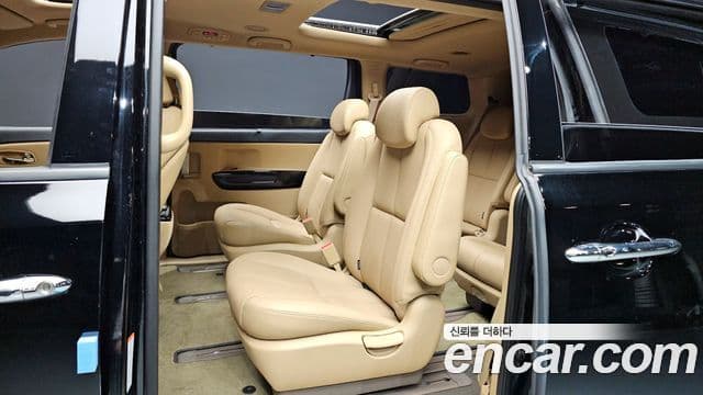 Kia The / новый New Carnival Special, 2019 11