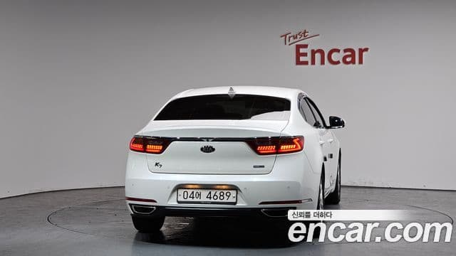 Kia All New K7 гибрид Noblesse, 2017 4