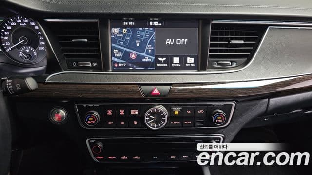 Kia All New K7 гибрид Noblesse, 2017 14