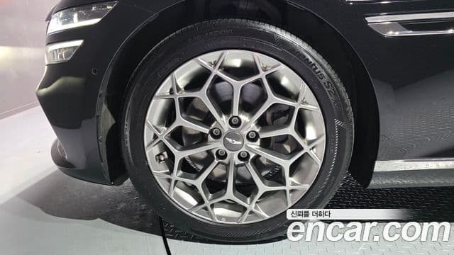 Genesis G80 (RG3) бензин 2.5 турбо AWD, 2021 все фото