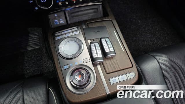 Genesis G80 (RG3) бензин 2.5 турбо AWD, 2021 9