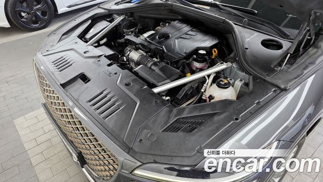 Genesis GV70, 2022 6