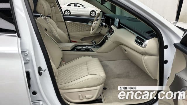 Genesis The / новый New G70, 2025 11