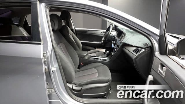 Hyundai LF Sonata Style, 2015 10