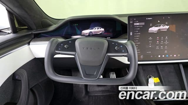 Tesla модель S Plaid, 2023 13