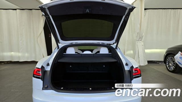 Tesla модель S Plaid, 2023 20
