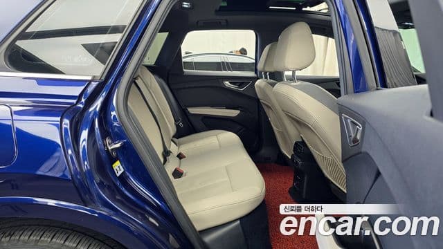 Audi Q4 e-Tron (F4), 2022 12