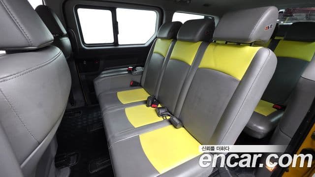 Hyundai Grand Starex детский перевозочный автомобиль, 2017 12