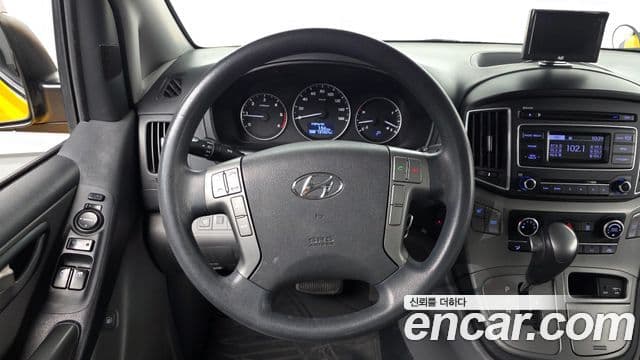 Hyundai Grand Starex детский перевозочный автомобиль, 2017 13