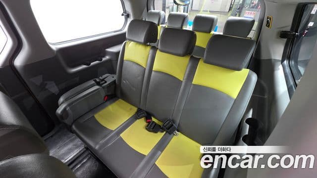 Hyundai Grand Starex детский перевозочный автомобиль, 2017 14