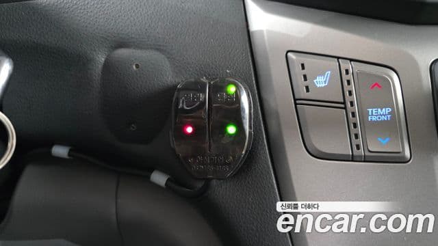 Hyundai Grand Starex детский перевозочный автомобиль, 2017 18