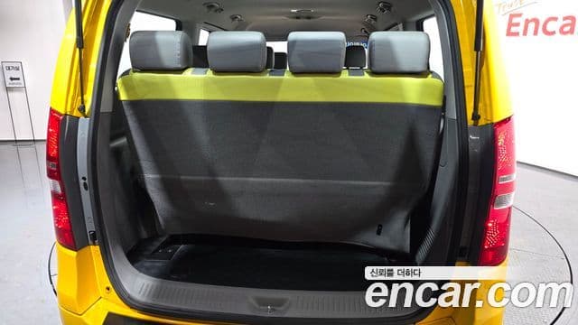 Hyundai Grand Starex детский перевозочный автомобиль, 2017 20