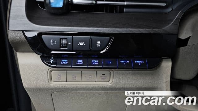 Kia Carnival 4세대 9인승 High Limousine(компания по спецнадстройкам), 2022 13
