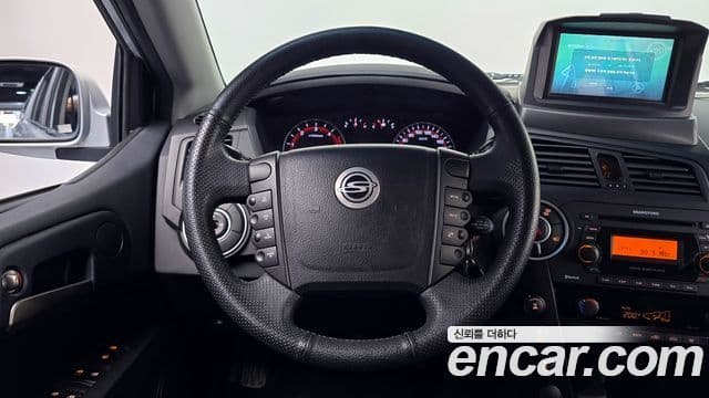 KG모빌리티(SsangYong) Korando Sport Mania, 2013 13