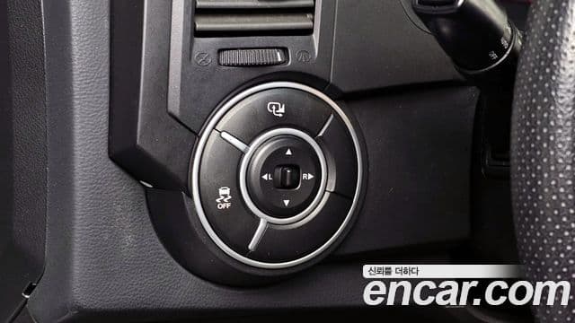 KG모빌리티(SsangYong) Korando Sport Mania, 2013 14