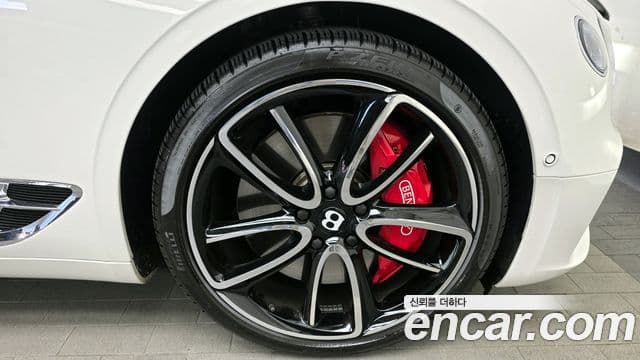 Bentley Continental GT 3세대 4.0 GT, 2022 все фото