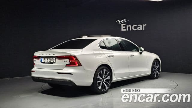 Volvo S60 3세대 B5 Ultimate Bright, 2024 2