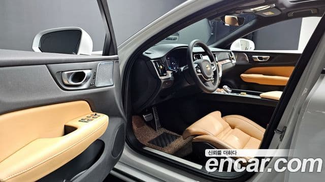 Volvo S60 3세대 B5 Ultimate Bright, 2024 12