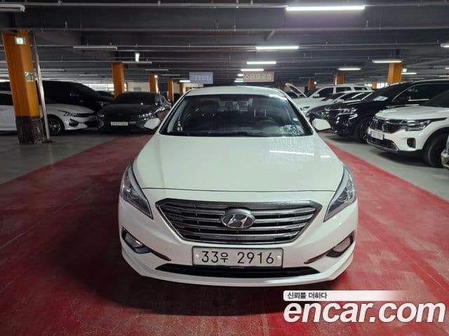 Hyundai LF Sonata Style, 2015 1