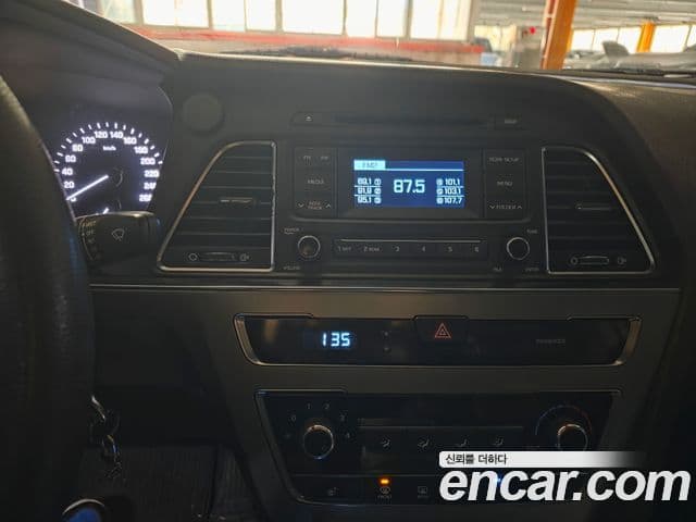 Hyundai LF Sonata Style, 2015 13