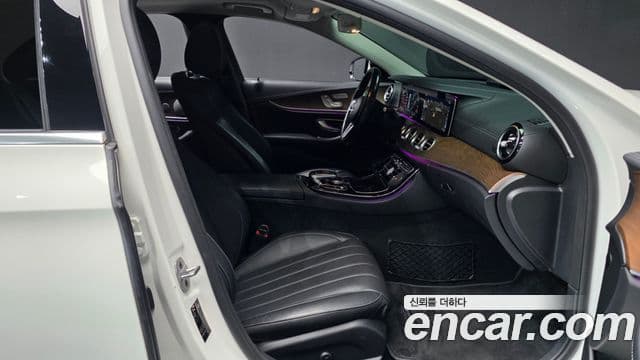 Mercedes-Benz E-класс W213 Exclusive, 2020 11