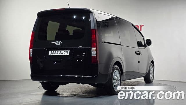 Hyundai Staria Modern, 2025 2