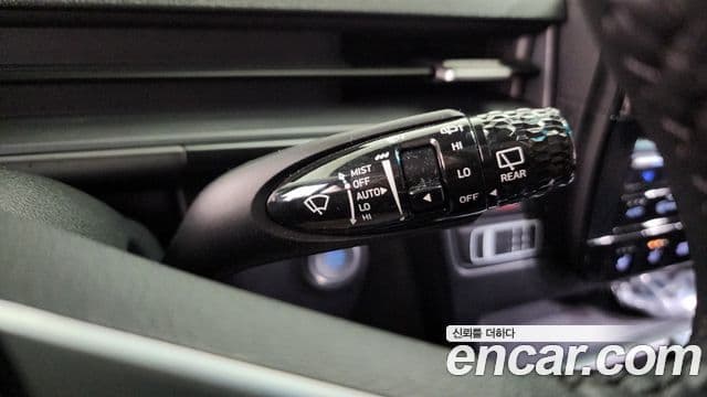 Hyundai Staria Modern, 2025 15