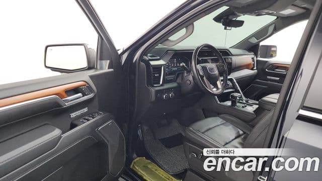 GMC 시에라 드날리-X, 2023 10