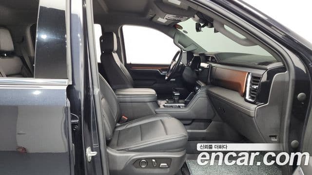 GMC 시에라 드날리-X, 2023 11