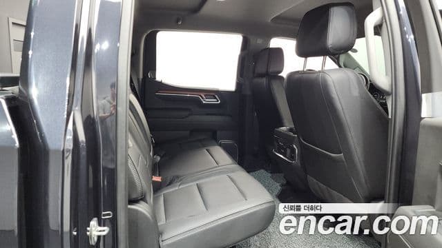 GMC 시에라 드날리-X, 2023 12