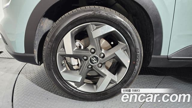 Hyundai Venue Premium, 2026 все фото