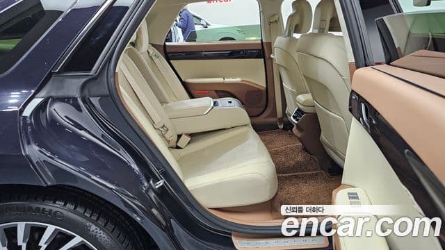 Hyundai Grandeur (GN7) Calligraphy, 2023 12